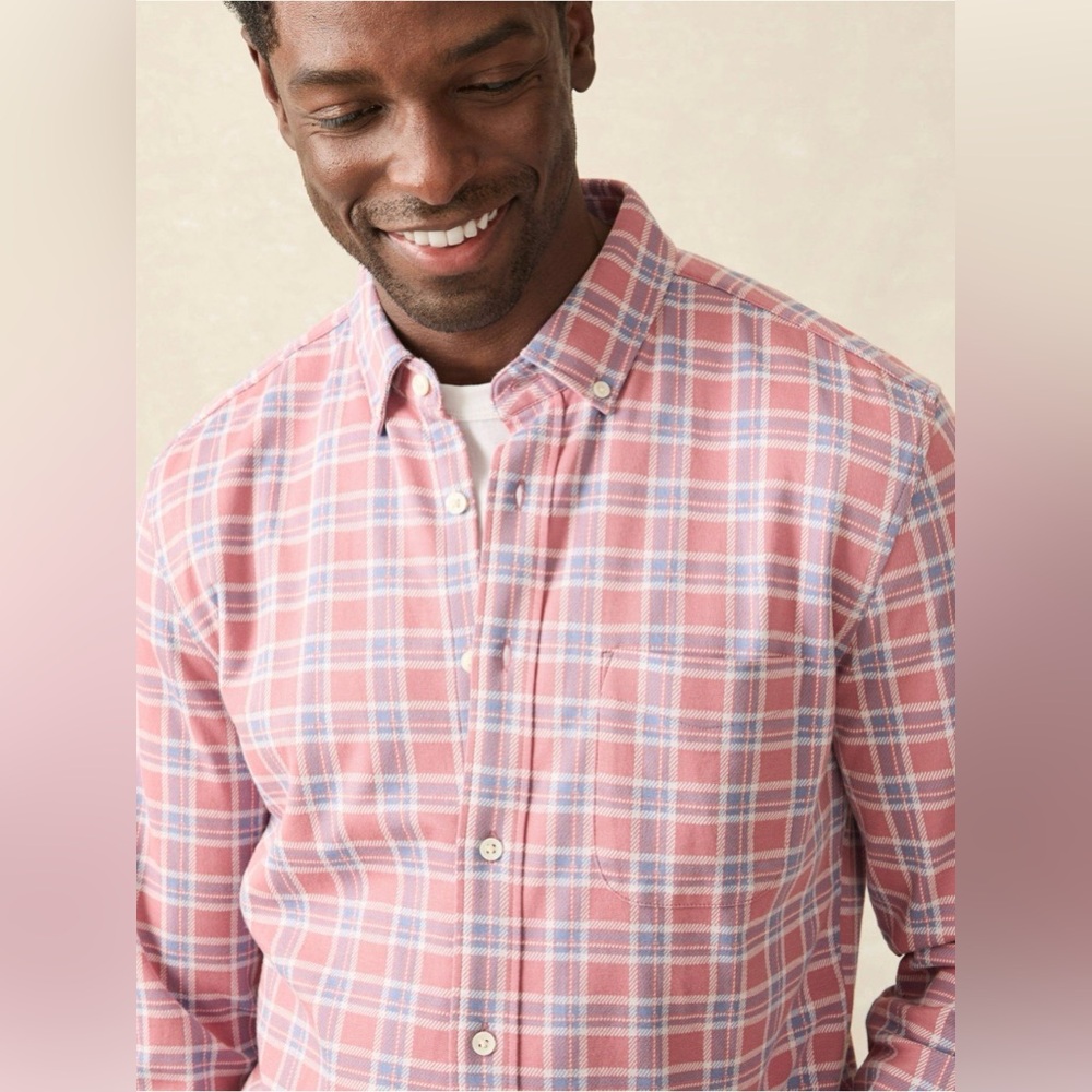 Medium — Faherty Coastline Knit Shirt - mauve / rose plaid